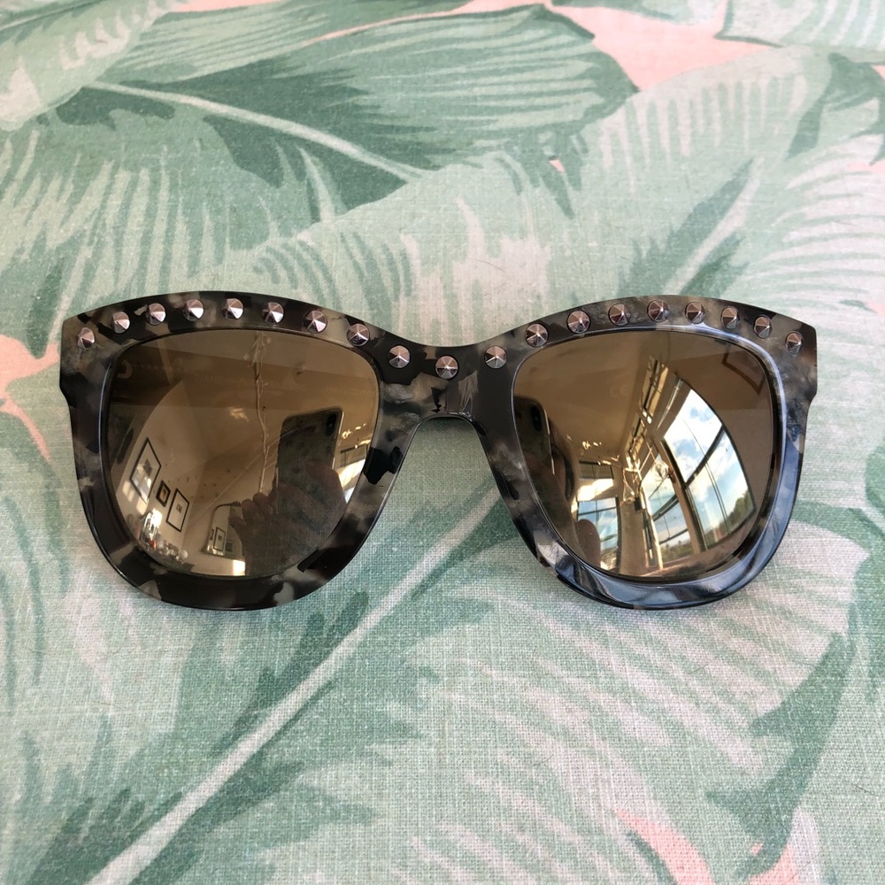 Diane von Furstenberg Haley (DVF595S)